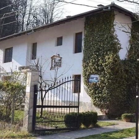 Вила Керенски ريباريكا المظهر الخارجي الصورة